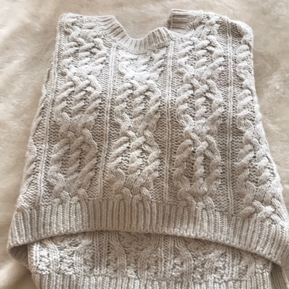 Chunky cable knit sweater - Picture 3 of 4